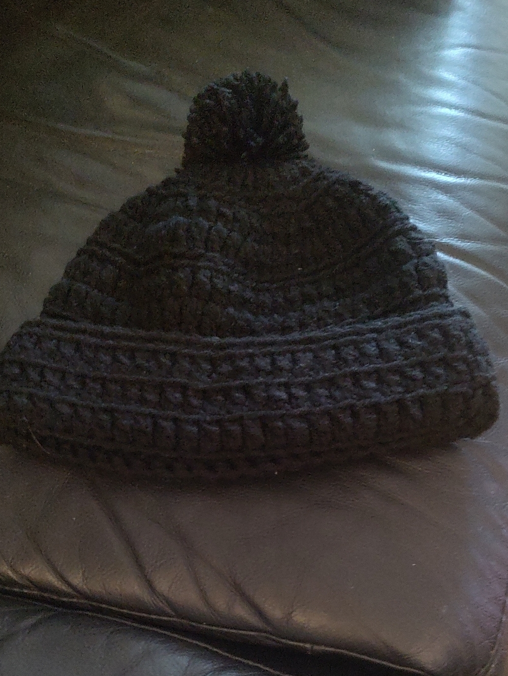 Black Knit Pom Beanie 🤠